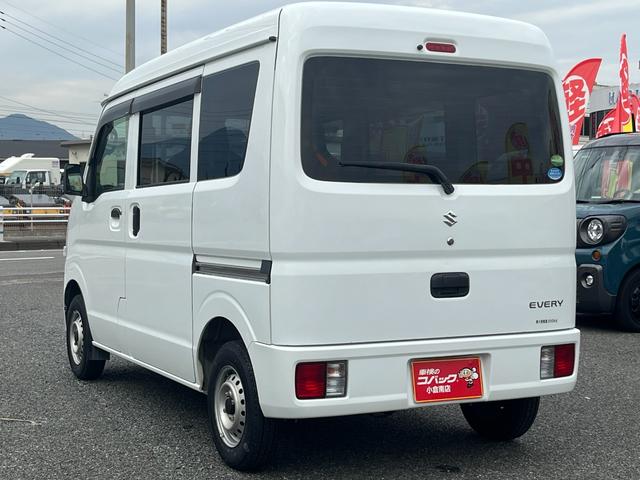 エブリイ ＰＡ　４ＡＴ　タイヤ４本新品　車検整備付　エアコン　パワステ　運転席エアバック　助手席エアバック　内外装仕上済　走行距離１０９０００Ｋｍ（13枚目）