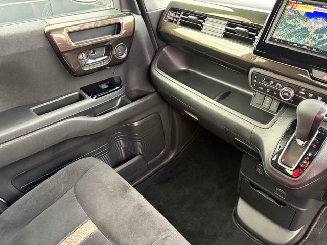 Ｎ－ＢＯＸカスタム Ｇ・Ｌホンダセンシング　ワンオーナー　禁煙車　１年保証　ドラレコ　ＥＴＣ　バックカメラ　左側パワースライド　フルセグナビ　ＴＶ　オートクルーズコントロール　レーンアシスト　衝突軽減システム　オートライト　ＬＥＤヘッドランプ（35枚目）