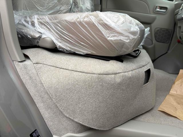 エブリイワゴン ＰＺターボ　届出済未使用車　ディスプレイオーディオ　バックカメラ　両側スライド　クリアランスソナー　レーンアシスト　衝突軽減システム　オートライト　ＬＥＤヘッドランプ　スマートキー　電動格納ミラー　シートヒーター（35枚目）