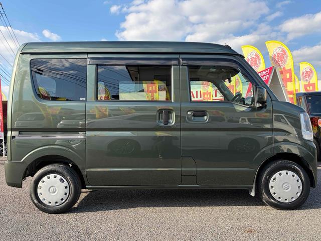 エブリイ ＰＣリミテッド　ＡＴ　衝突被害軽減システム　クリアランスソナー　レーンアシスト　ドライブレコーダー　ナビ　両側スライドドア　キーレスエントリー　電動格納ミラー　オートライト　盗難防止システム　ＡＢＳ　ＥＳＣ（9枚目）