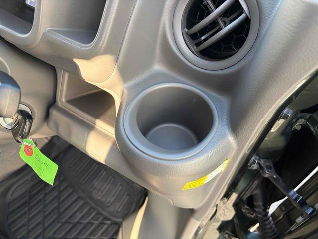 エブリイ ＰＣリミテッド　ＡＴ　衝突被害軽減システム　クリアランスソナー　レーンアシスト　ドライブレコーダー　ナビ　両側スライドドア　キーレスエントリー　電動格納ミラー　オートライト　盗難防止システム　ＡＢＳ　ＥＳＣ（30枚目）