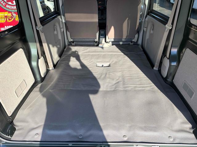 エブリイ ＰＣリミテッド　ＡＴ　衝突被害軽減システム　クリアランスソナー　レーンアシスト　ドライブレコーダー　ナビ　両側スライドドア　キーレスエントリー　電動格納ミラー　オートライト　盗難防止システム　ＡＢＳ　ＥＳＣ（42枚目）