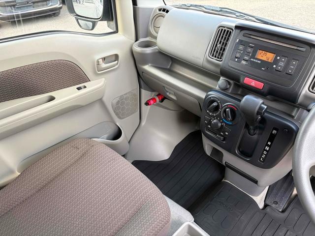 NV100クリッパーバン GXターボ AT タイヤ2本新品 キーレス新品 衝突軽減システム クリアランスソナー レーンアシスト 両側スライドドア 電動格納ミラー オートライト ABS ESC エアコン パワーステアリング パワーウィンドウ(29枚目)