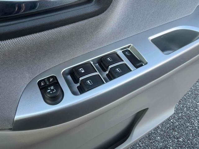 キャスト スタイルG リミテッド SAIII ワンオーナー 禁煙車 ETC 全周囲カメラ ワンセグナビ TV クリアランスソナー 衝突軽減システム オートマチックハイビーム LEDヘッドランプ スマートキー2個 電動格納ミラー シートヒーター(26枚目)