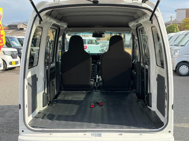 ハイゼットカーゴ DX SAIII 福岡県内のみの販売 4WD AT 衝突被害軽減システム クリアランスソナー 両側スライドドア アイドリングストップ オートマチックハイビーム オートライト ABS ESC エアコン パワーステアリング(40枚目)