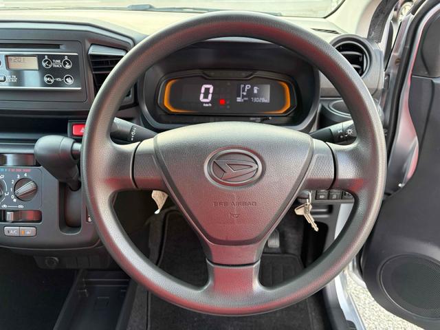 ミライース Ｌ　ＳＡＩＩＩ　ワンオーナー　禁煙車　　クリアランスソナー　衝突被害軽減システム　オートマチックハイビーム　キーレスエントリー　ＣＶＴ　盗難防止システム　ＡＢＳ　ＥＳＣ　ＣＤ（18枚目）