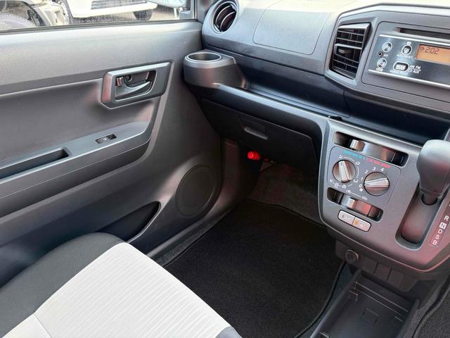 ミライース Ｌ　ＳＡＩＩＩ　ワンオーナー　禁煙車　　クリアランスソナー　衝突被害軽減システム　オートマチックハイビーム　キーレスエントリー　ＣＶＴ　盗難防止システム　ＡＢＳ　ＥＳＣ　ＣＤ（27枚目）