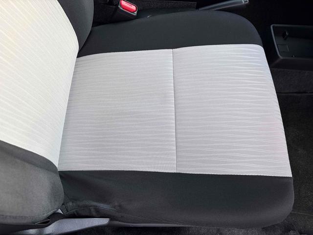 ミライース Ｌ　ＳＡＩＩＩ　ワンオーナー　禁煙車　　クリアランスソナー　衝突被害軽減システム　オートマチックハイビーム　キーレスエントリー　ＣＶＴ　盗難防止システム　ＡＢＳ　ＥＳＣ　ＣＤ（32枚目）