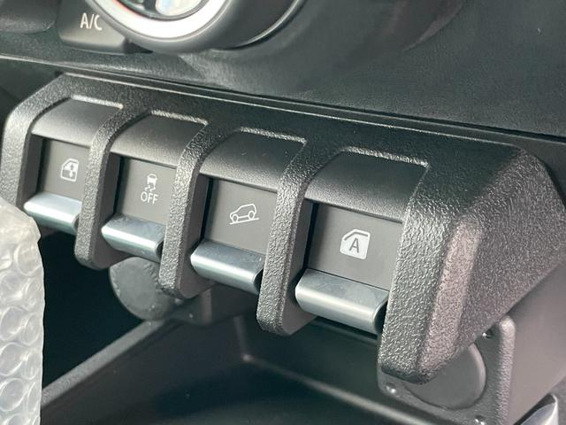 ジムニーノマド FC ワンオーナー フロアマット 衝突被害軽減ブレーキ 追従クルーズコントロール クリアランスソナー オートライト LEDヘッドライト ヘッドライトウォッシャー アイドリングストップ 運助シートヒーター(9枚目)