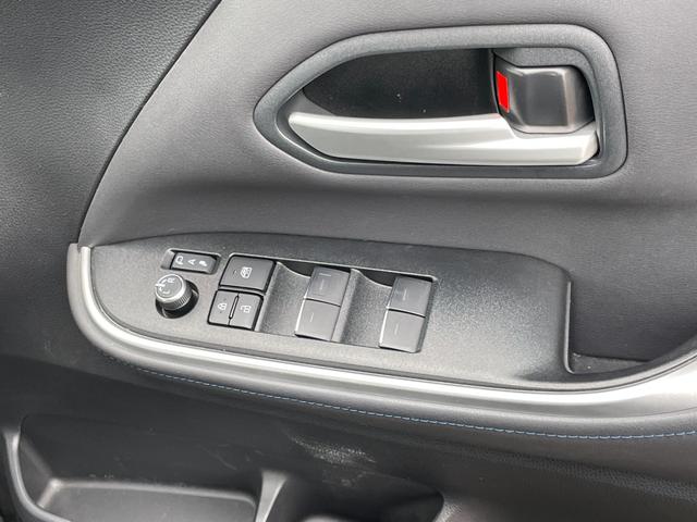 ヴォクシー S-Z ワンオーナー 純正10.5インチナビ フルセグTV DVD バックカメラ ETC2.0 衝突被害軽減ブレーキ 追従クルーズコントロール ブラインドスポットモニター 両側パワースライドドア オートライト(12枚目)