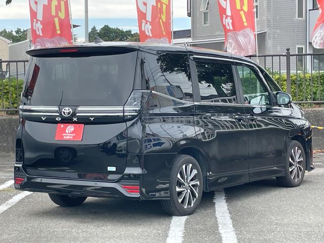 ヴォクシー S-Z ワンオーナー 純正10.5インチナビ フルセグTV DVD バックカメラ ETC2.0 衝突被害軽減ブレーキ 追従クルーズコントロール ブラインドスポットモニター 両側パワースライドドア オートライト(17枚目)