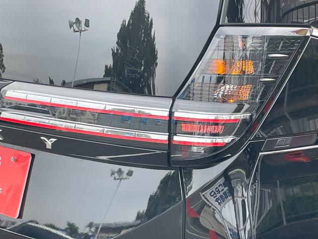 ヴォクシー S-Z ワンオーナー 純正10.5インチナビ フルセグTV DVD バックカメラ ETC2.0 衝突被害軽減ブレーキ 追従クルーズコントロール ブラインドスポットモニター 両側パワースライドドア オートライト(31枚目)