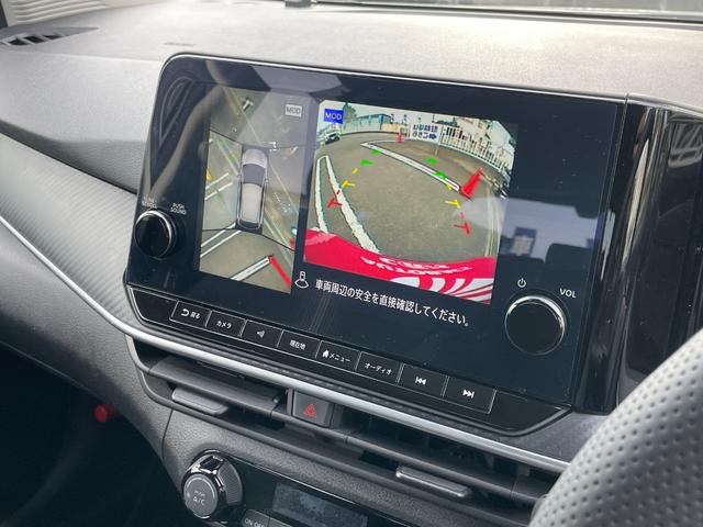ノート Ｘ　純正ナビ　フルセグＴＶ　ＥＴＣ２．０　純正ドライブレコーダー　デジタルインナーミラー　衝突被害軽減システム　アルミホイール　オートライト　オートハイビーム　スマートキー　電動格納ミラー　ワイヤレス充電（7枚目）