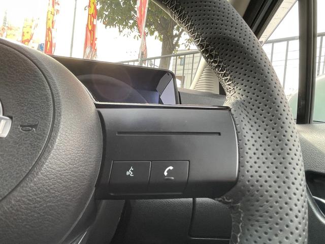 ノート Ｘ　純正ナビ　フルセグＴＶ　ＥＴＣ２．０　純正ドライブレコーダー　デジタルインナーミラー　衝突被害軽減システム　アルミホイール　オートライト　オートハイビーム　スマートキー　電動格納ミラー　ワイヤレス充電（39枚目）