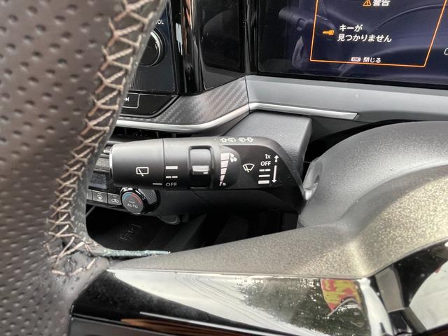 ノート Ｘ　純正ナビ　フルセグＴＶ　ＥＴＣ２．０　純正ドライブレコーダー　デジタルインナーミラー　衝突被害軽減システム　アルミホイール　オートライト　オートハイビーム　スマートキー　電動格納ミラー　ワイヤレス充電（40枚目）