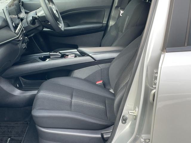 ノート Ｘ　純正ナビ　フルセグＴＶ　ＥＴＣ２．０　純正ドライブレコーダー　デジタルインナーミラー　衝突被害軽減システム　アルミホイール　オートライト　オートハイビーム　スマートキー　電動格納ミラー　ワイヤレス充電（48枚目）