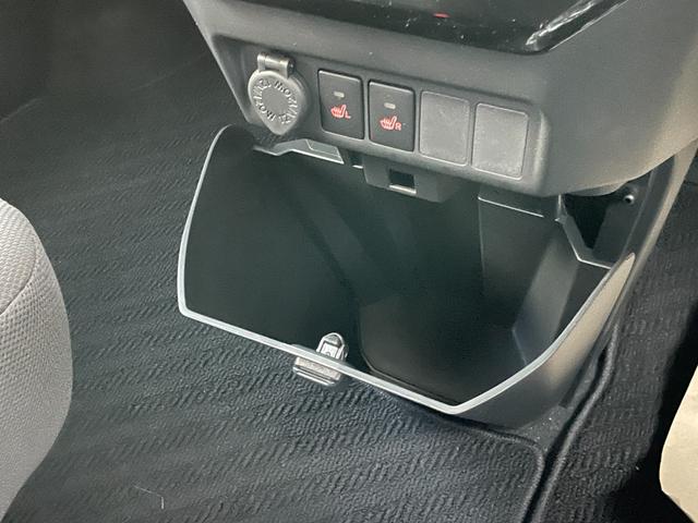 ルーミー カスタムG-T ワンオーナー 全周囲カメラ TV 両側電動スライドドア クリアランスソナー 追従クルーズコントロール 衝突被害軽減システム アルミホイール オートライト LEDヘッドランプ スマートキー 電格ミラー(65枚目)