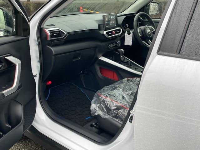 ライズ Ｚ　ワンオーナー　フルセグＴＶ　バックカメラ　９インチディスプレイオーディオ　ＥＴＣ２．０　衝突被害軽減ブレーキ　追従クルコン　ブラインドスポットモニター　マット　インテリアイルミ　ドアハンドルイルミ（61枚目）