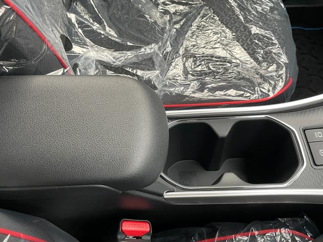 ライズ Ｚ　ワンオーナー　フルセグＴＶ　バックカメラ　９インチディスプレイオーディオ　ＥＴＣ２．０　衝突被害軽減ブレーキ　追従クルコン　ブラインドスポットモニター　マット　インテリアイルミ　ドアハンドルイルミ（77枚目）