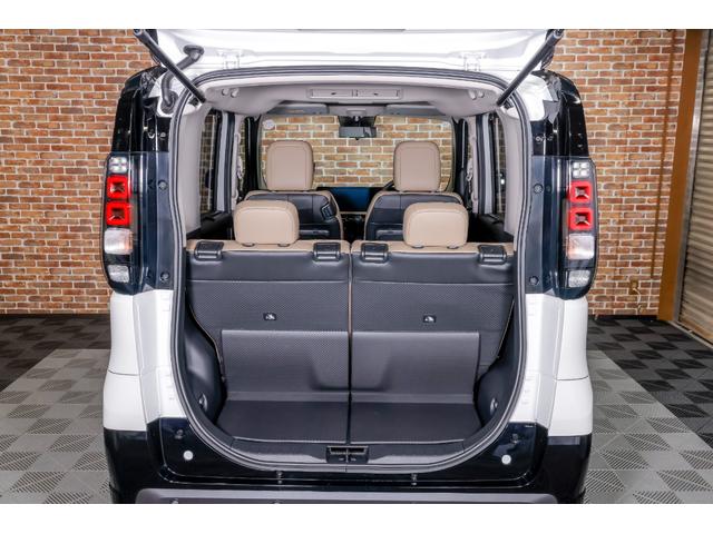 デリカミニ T プレミアム デリマルパッケージ WANGAN357リフトアップキット ラテラルロッド 新品装着 純正12.3インチナビゲーション 純正色ホワイトパール ブラックマイカ ツートーン 15インチタイヤホイール(23枚目)