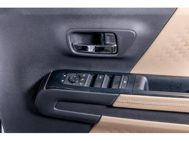 デリカミニ T プレミアム デリマルパッケージ WANGAN357リフトアップキット ラテラルロッド 新品装着 純正12.3インチナビゲーション 純正色ホワイトパール ブラックマイカ ツートーン 15インチタイヤホイール(30枚目)