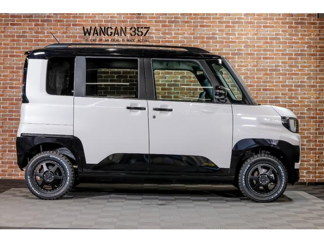 デリカミニ T プレミアム デリマルパッケージ WANGAN357リフトアップキット ラテラルロッド 新品装着 純正12.3インチナビゲーション 純正色ホワイトパール ブラックマイカ ツートーン 15インチタイヤホイール(39枚目)