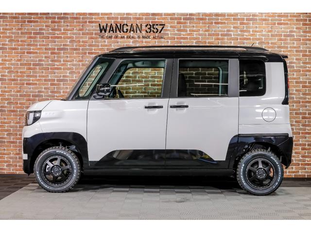 デリカミニ T プレミアム デリマルパッケージ WANGAN357リフトアップキット ラテラルロッド 新品装着 純正12.3インチナビゲーション 純正色ホワイトパール ブラックマイカ ツートーン 15インチタイヤホイール(43枚目)