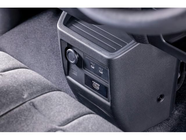 デリカミニ T プレミアム デリマルパッケージ WANGAN357リフトアップキット ラテラルロッド 新品装着 純正12.3インチナビゲーション 純正色ホワイトパール ブラックマイカ ツートーン 15インチタイヤホイール(72枚目)