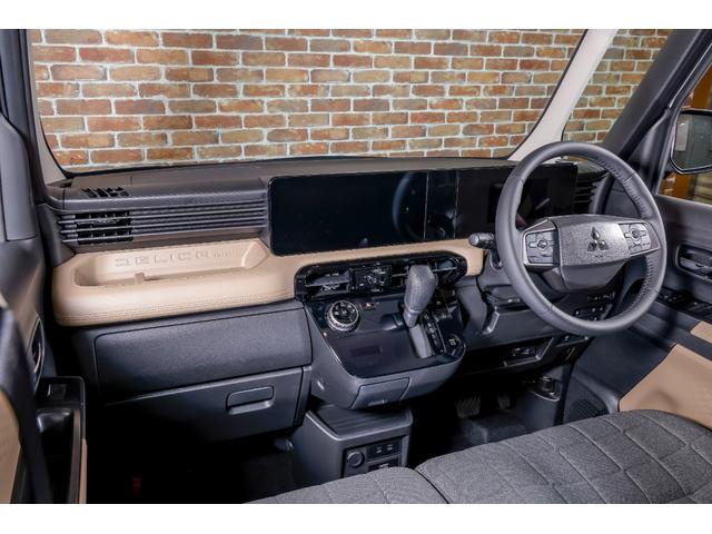 デリカミニ T プレミアム デリマルパッケージ WANGAN357リフトアップキット ラテラルロッド 新品装着 純正12.3インチナビゲーション 純正色ホワイトパール ブラックマイカ ツートーン 15インチタイヤホイール(73枚目)