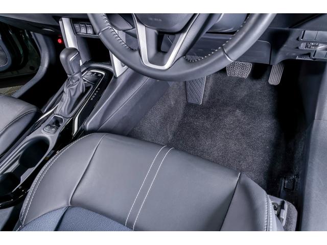 カローラクロス ハイブリッド Z PCS LDA bluetooth フロントカメラ ETC2.0 USB LEDヘッドライト Bカメラ インテリジェントキー パワーシート シートヒーター オートライト アイドルストップ キーフリー(64枚目)