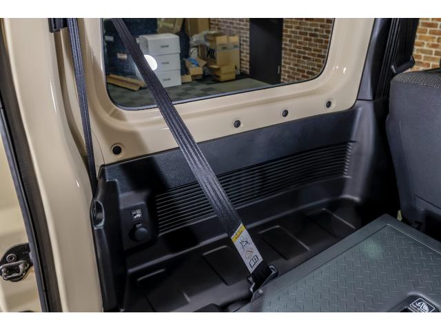 ジムニー XC デュアルセンサーブレーキS ワンオ-ナ- 記録簿付き Wエアバッグ AUTOエアコン 禁煙 パワーウィンドゥ アクティブクルーズコントロール セキュリティアラーム 横滑防止 運転席エアバッグ ABS(25枚目)