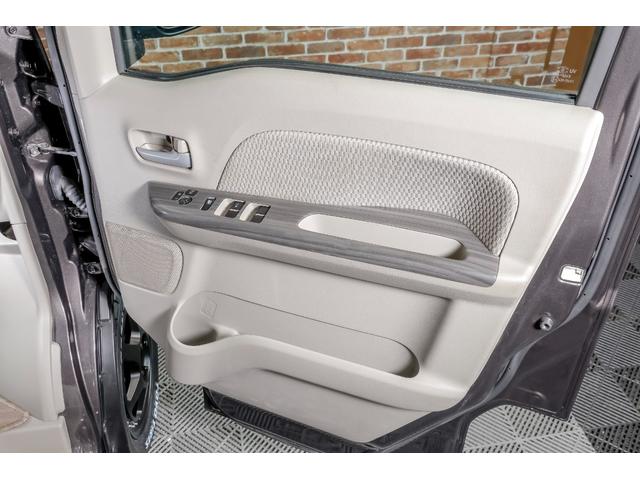 エブリイワゴン ＰＺターボスペシャル　オートマチックハイビーム　キーレススタートシステム　Ｂソナー　運転席シートヒーター　フルフラット　ＥＳＣ　パートタイム４ＷＤ　フルオートエアコン　ベンチシート　盗難防止システム　オートライト　ＡＢＳ（31枚目）