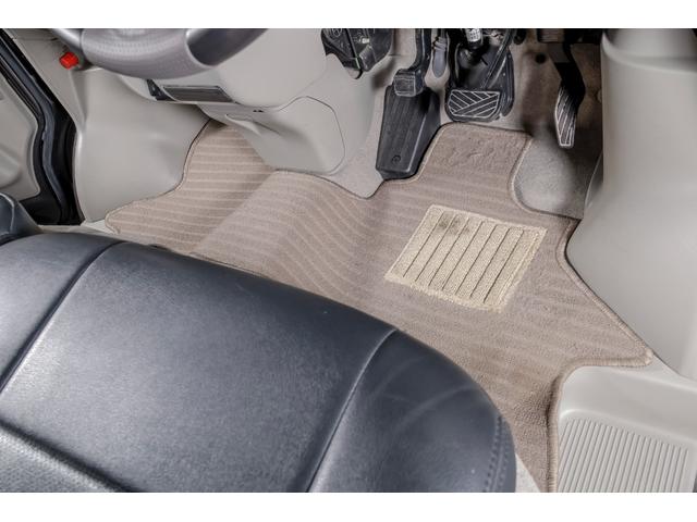 エブリイワゴン ＰＺターボスペシャル　オートマチックハイビーム　キーレススタートシステム　Ｂソナー　運転席シートヒーター　フルフラット　ＥＳＣ　パートタイム４ＷＤ　フルオートエアコン　ベンチシート　盗難防止システム　オートライト　ＡＢＳ（65枚目）