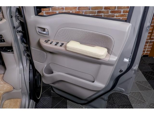 エブリイワゴン ＰＺターボスペシャル　ｉ－ｓｔｏｐ　ＬＥＤヘットライト　フルタイム４ＷＤ　キーレス　シ－トヒ－タ－　パワーステアリング　ＡＡＣ　盗難警報装置　オートマチックハイビーム　フルフラット　ベンチシート　ＥＳＰ　ＡＢＳ（30枚目）