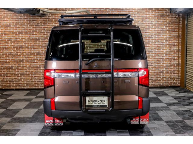 デリカＤ：５ ジャスパー　記録簿　ＬＥＤランプ　ダブルエアコン　Ａライト　アイドリングストップ　スマートキー＆プッシュスタート　パートタイム４ＷＤ　３列　オートマチックハイビーム　ＡＢＳ　キーレス　イモビライザー　クルーズＣ（9枚目）