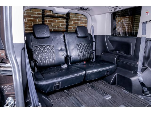 デリカＤ：５ ジャスパー　記録簿　ＬＥＤランプ　ダブルエアコン　Ａライト　アイドリングストップ　スマートキー＆プッシュスタート　パートタイム４ＷＤ　３列　オートマチックハイビーム　ＡＢＳ　キーレス　イモビライザー　クルーズＣ（23枚目）