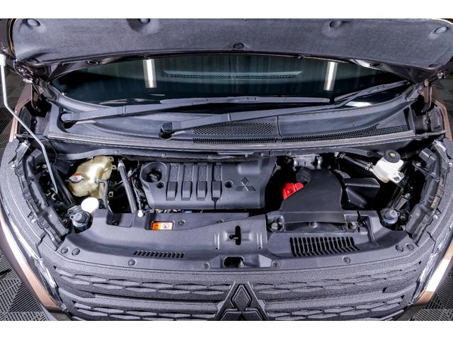 デリカＤ：５ ジャスパー　記録簿　ＬＥＤランプ　ダブルエアコン　Ａライト　アイドリングストップ　スマートキー＆プッシュスタート　パートタイム４ＷＤ　３列　オートマチックハイビーム　ＡＢＳ　キーレス　イモビライザー　クルーズＣ（61枚目）