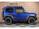 ジムニーシエラJC 4WD BMW純正色マリナーベイブルー全塗装 リフトアップ 16インチタイヤホイール新品装着 車両の詳細は画像コメントをご覧ください。