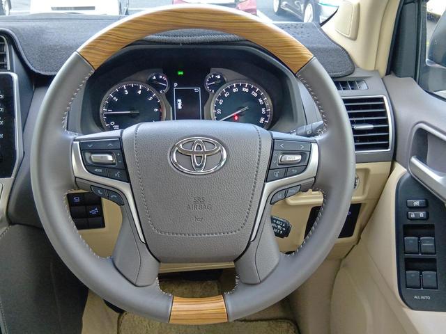 ランドクルーザープラド ＴＸ　Ｌパッケージ　マットブラックエディション　サンルーフ　ルーフレール　ドライブレコーダー　全周囲カメラ　クリアランスソナー　オートクルーズコントロール　レーンアシスト　衝突被害軽減システム　　ナビ　オートマチックハイビーム　ＬＥＤヘッドランプ（6枚目）