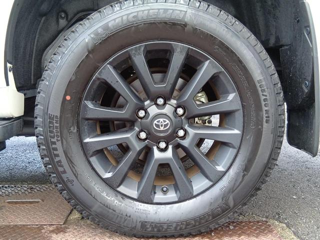 ランドクルーザープラド ＴＸ　Ｌパッケージ　マットブラックエディション　サンルーフ　ルーフレール　ドライブレコーダー　全周囲カメラ　クリアランスソナー　オートクルーズコントロール　レーンアシスト　衝突被害軽減システム　　ナビ　オートマチックハイビーム　ＬＥＤヘッドランプ（66枚目）