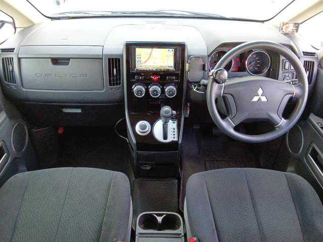 デリカD:5 M 4WD ドライブレコーダー ETC バックカメラ ナビ 両側スライド・片側電動 オートライト HID スマートキー 電動格納ミラー 3列シート フルフラット CVT 盗難防止システム 衝突安全ボディ(2枚目)