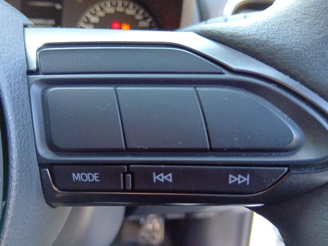 ＧＲヤリス ＲＺ　ハイパフォーマンス　４ＷＤ　ＥＴＣ　バックカメラ　ナビ　レーンアシスト　衝突被害軽減システム　アルミホイール　オートライト　ＬＥＤヘッドランプ　ヘッドライトウォッシャー　スマートキー　電動格納ミラー　ＭＴ（11枚目）