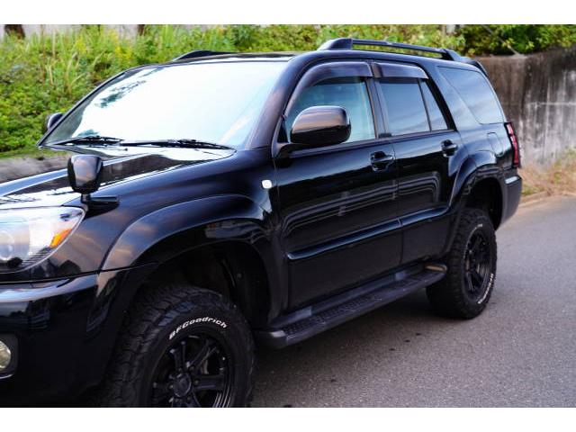 ハイラックスサーフ SSR-Xリミテッド 新品ブラックアウトヘッドライト 新品TOYOTAグリル 2インチリフトアップ 左右2本出しマフラー テールガード 17インチAW BFGoodrich 新品ハンドル(コンビ)(19枚目)