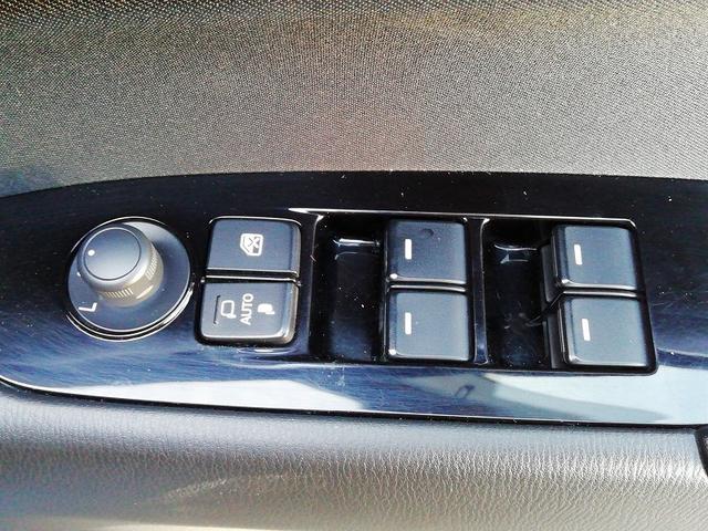 ＣＸ－５ ＸＤ　スマートエディション　禁煙車！！４ＷＤ！！純正ナビ！！ＤＶＤ再生！！フルセグＴＶ！！全方位周囲カメラ！！ＥＴＣ！！運転席＆助手席シートヒーター！！ＬＥＤヘッドライト！！スペアキー！！（27枚目）