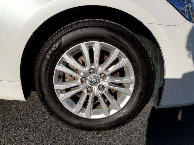 クラウンハイブリッド ロイヤルサルーン Iストップ キセノンライト シ-トヒ-タ- パワーウインドウ ETC車載器 衝突安全ボディ 電動パワーシート フルオートエアコン キーレス 横滑り防止機能 レーダークルコン ドラレコ ナビ&TV CD(31枚目)