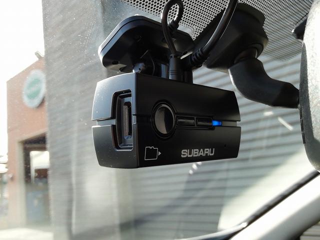 インプレッサＧ４ ２．０ｉ－Ｌ　アイサイト　後カメラ　オートエアコン　メモリーナビ　禁煙　車線逸脱　ブルートゥース　クルコン　衝突軽減ブレーキ　ＤＶＤ再生　ドラレコ　フルセグＴＶ　オートライト　ＡＢＳ　サイドエアバッグ　ＥＴＣ　ワンオーナー（13枚目）