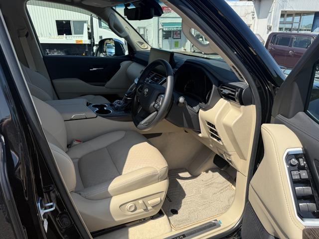 ランドクルーザー ＺＸ　ＪＢＬ　リアエンター　モデリスタ　サンルーフ　デフロック　クールボックス　社外ドラレコ　ＩＧＬＡ２＋付き（12枚目）