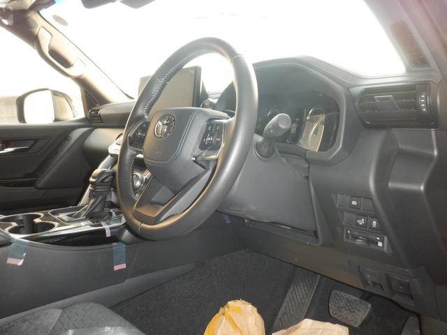 ランドクルーザー AX(14枚目)