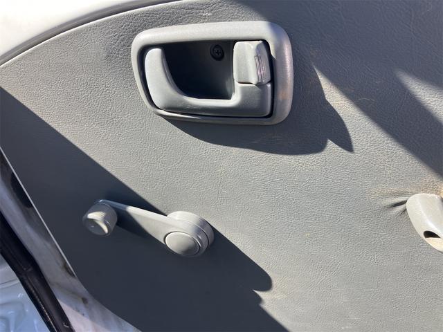 ミニキャブトラック 4WD オートマ エアコン(8枚目)