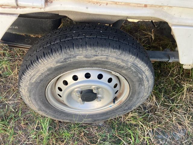 キャリイトラック  オートマ車 エアコン パワステ パワーウィンドウ キーレス(9枚目)